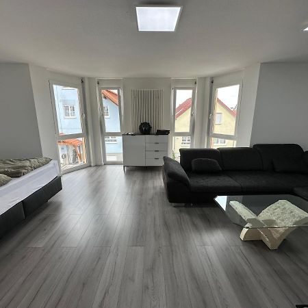 Deluxe Appartement Graben-Neudorf Bagian luar foto