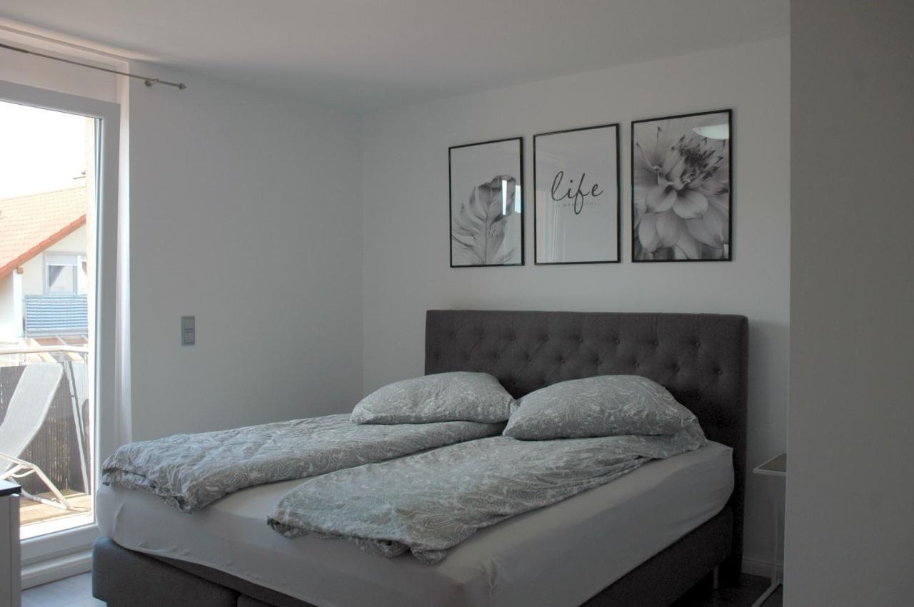 Deluxe Appartement Graben-Neudorf Bagian luar foto