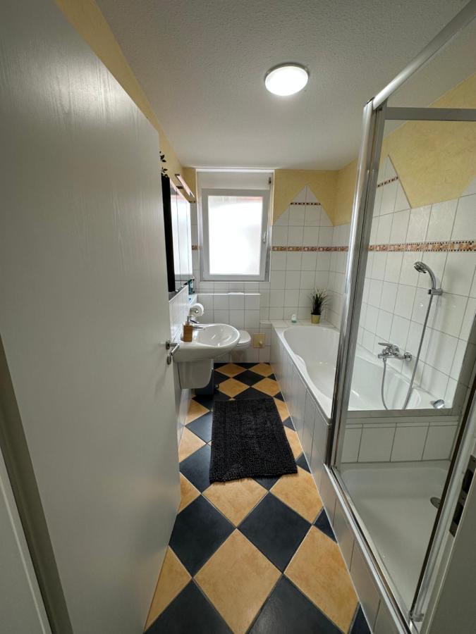 Deluxe Appartement Graben-Neudorf Bagian luar foto